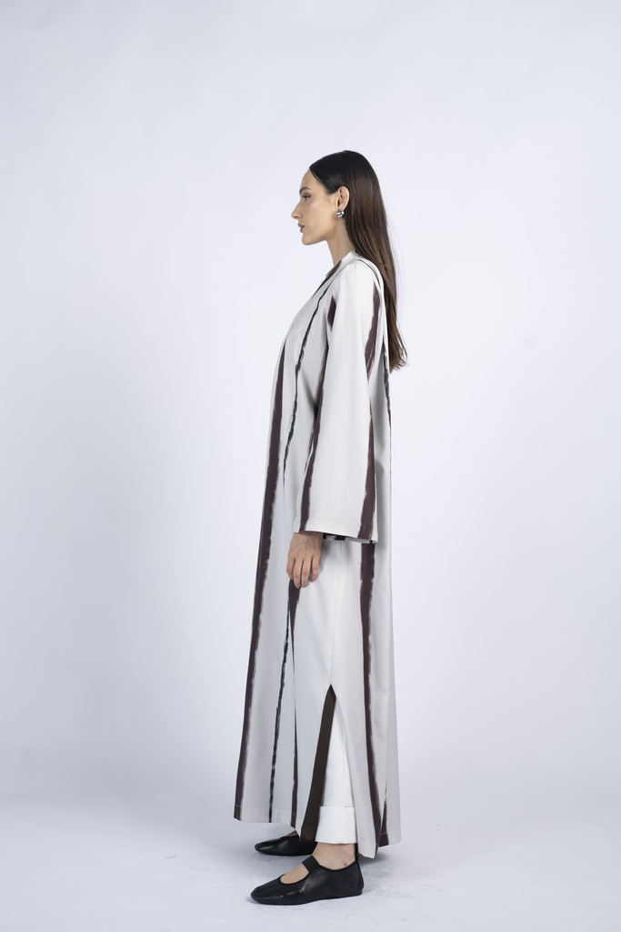 Lines Of Her - White