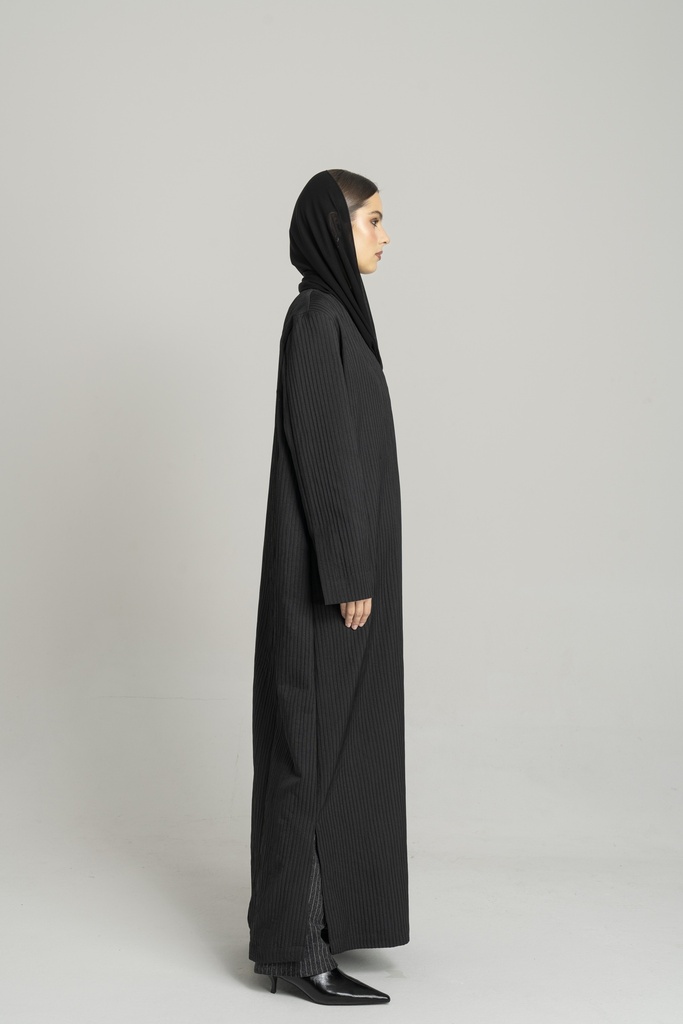 Lady of Desert Black